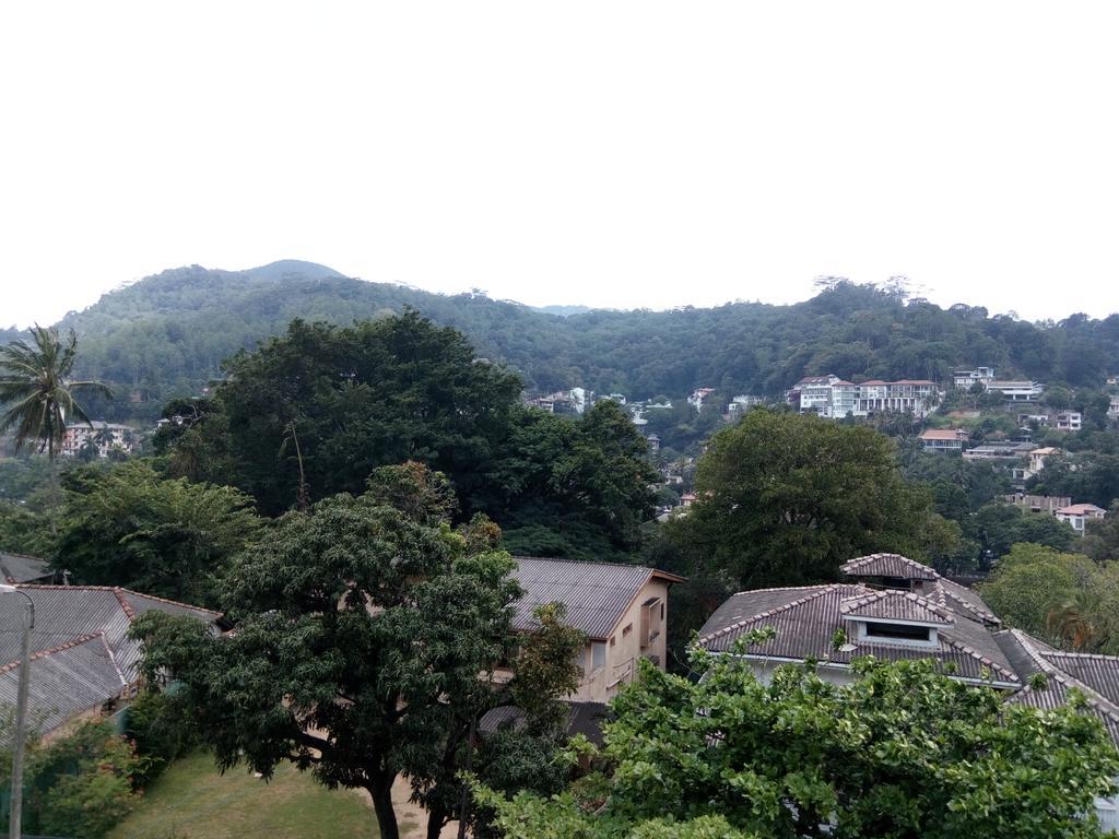 Hotel The Garden Rest Kandy Exterior foto